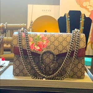 GORGEOUS GUCCI DIONYSUS 🌸🌺👜 Handbag!